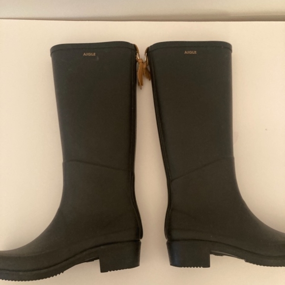 Aigle authentic tall rain boot - Picture 2 of 4